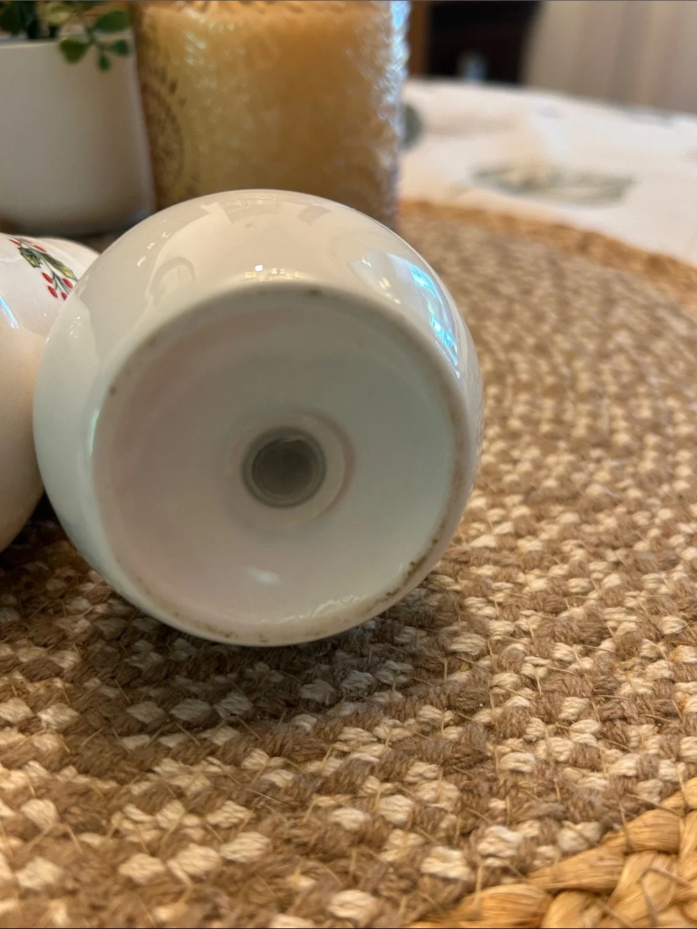 International Tableworks Christmas Ribbons Salt & Pepper Shaker Set - White